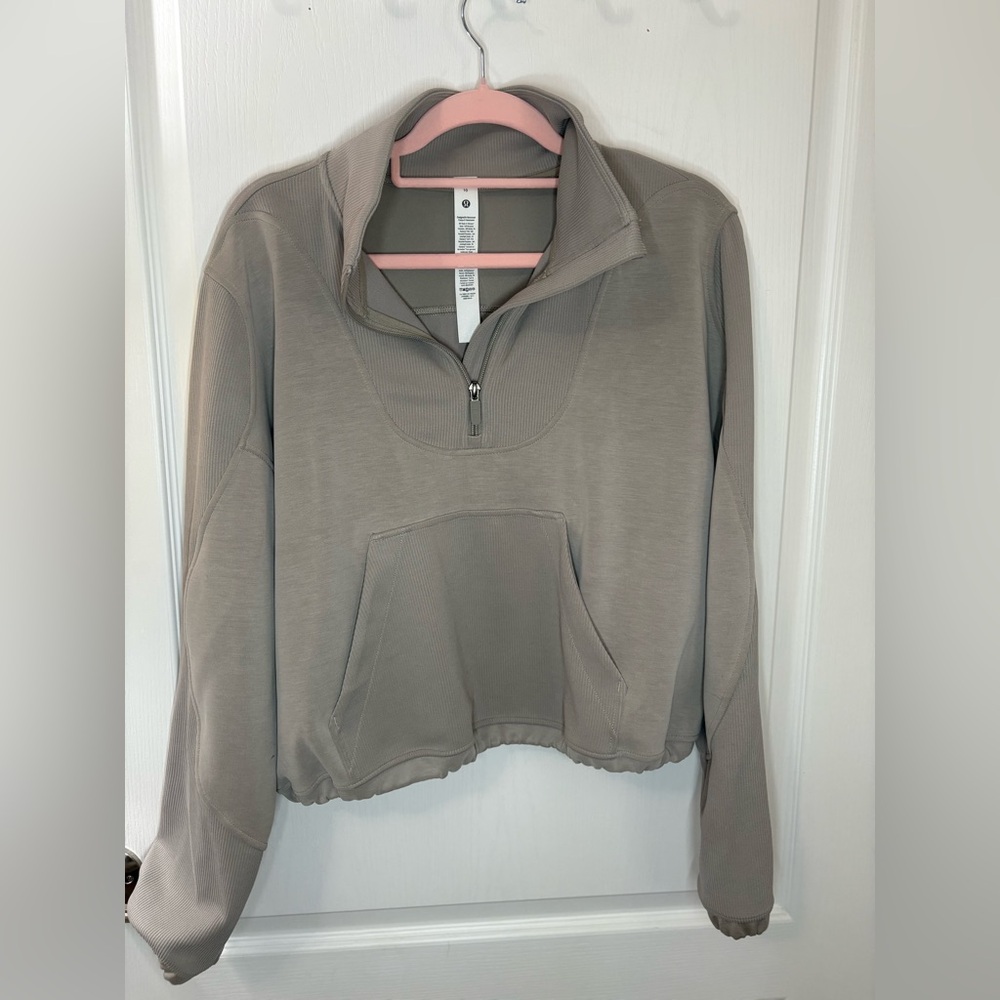Lululemon•Brushed Softstreme Ribbed Half Zip•Riverstone Taupe•FLAWLESS• 10 - Picture 7 of 16
